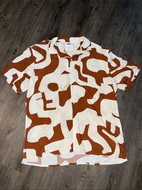 OAS Orange/Brown and White Abstract Short-Sleeve Button-Down Shirt